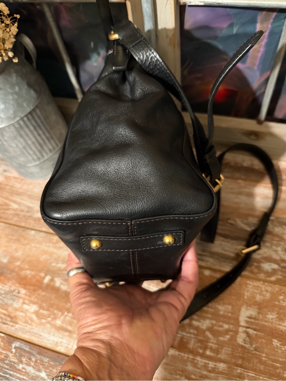 Dooney & Bourke Sadie Feed Bag - Picture 5 of 11
